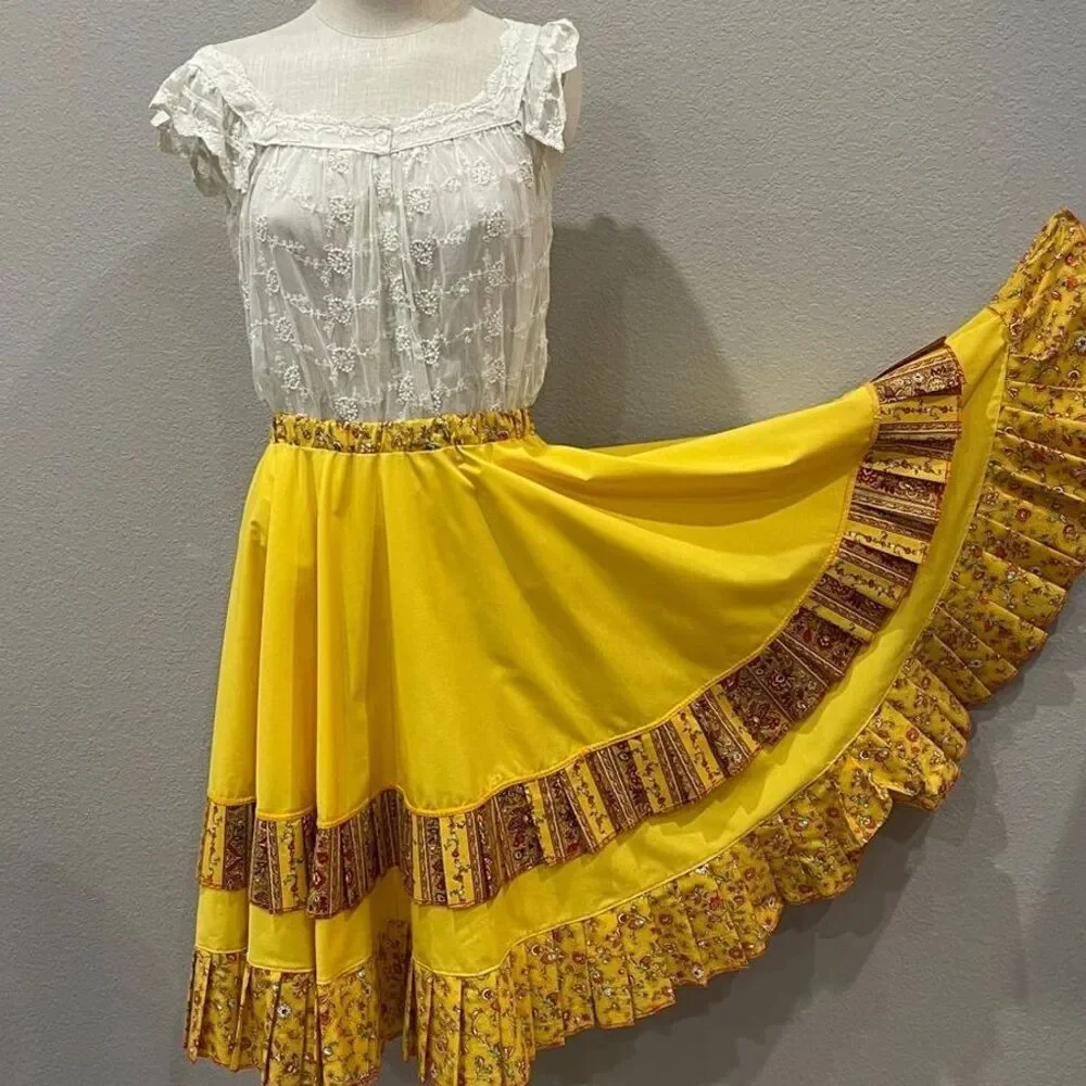 Handmade upcycled bright yellow gold full circle skirt with flounce & ruffle, M - Picture 6 of 6